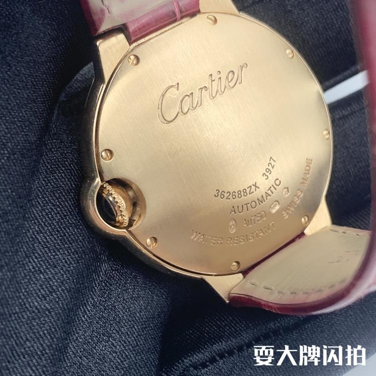 Cartier卡地亚 蓝气球原钻系列腕表 Cartier 卡地亚蓝气球系列腕表，18K玫瑰金材质，原镶钻圈，自动机芯，上手奢华闪耀尽显魅力，表径36mm，原价177000，我们现货好价带走啦